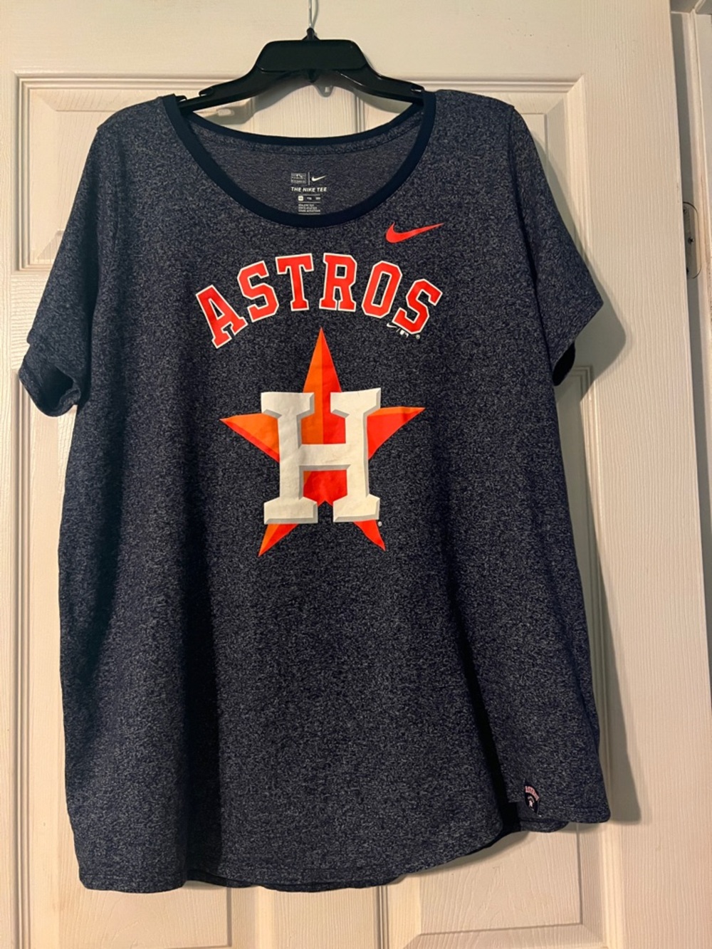 Houston Astros Graphic Tee with Orange & White Logo. Size XXL. Like new!